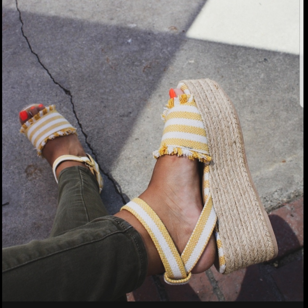 🚨ON SALE//The Poppy// Yellow espadrille Platform - Picture 4 of 7
